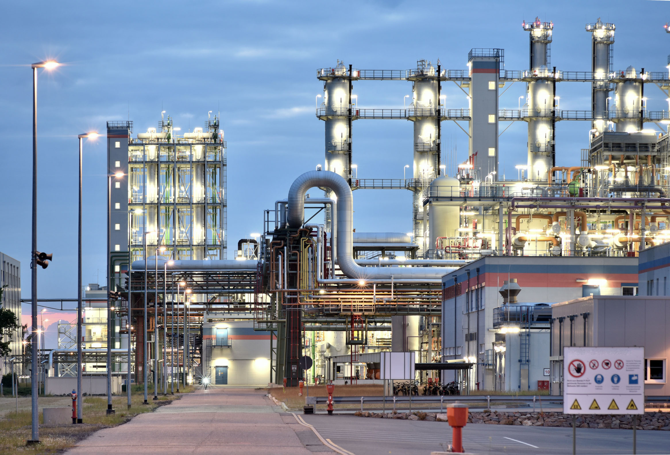 Agora Energiewende und Roland Berger schlagen einen „Zukunftspakt Energiewende-Industriepolitik“ vor Agora Energiewende und Roland Berger schlagen einen „Zukunftspakt Energiewende-Industriepolitik“ vor